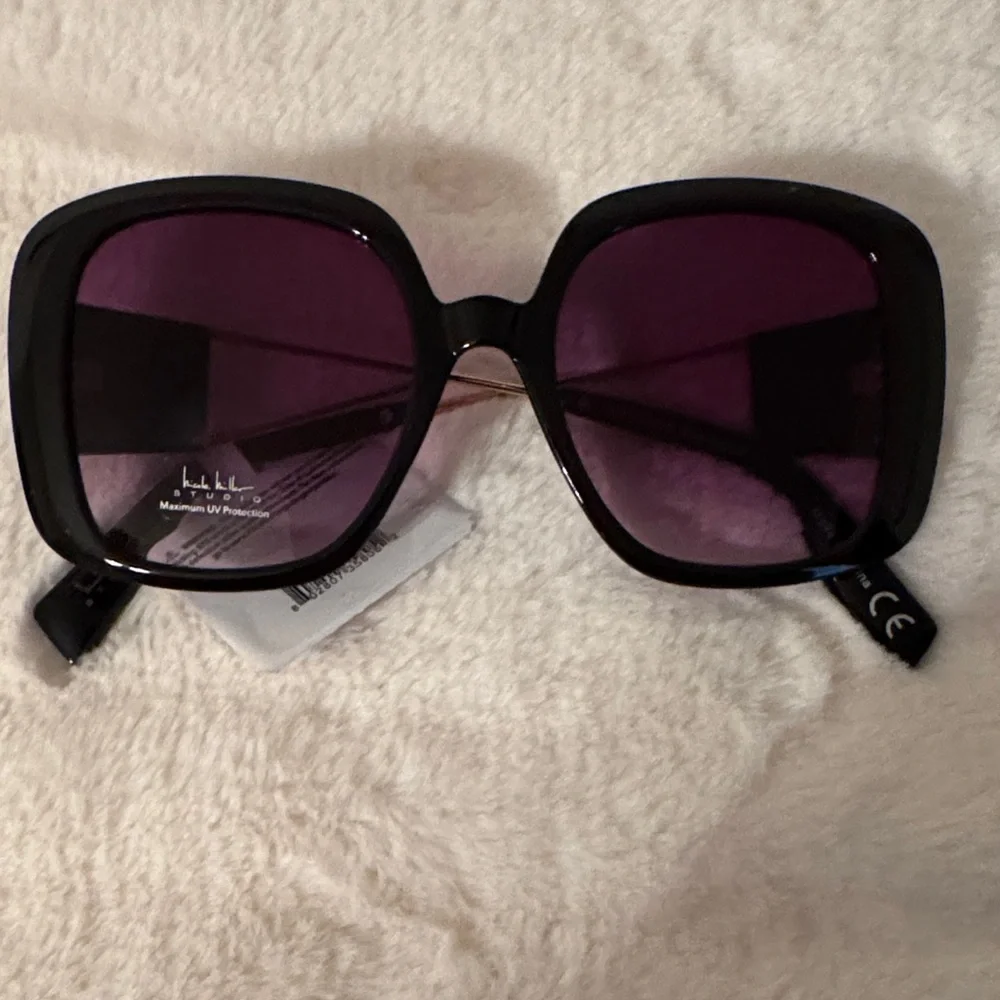 Nicole Miller Black Sunglasses NWT